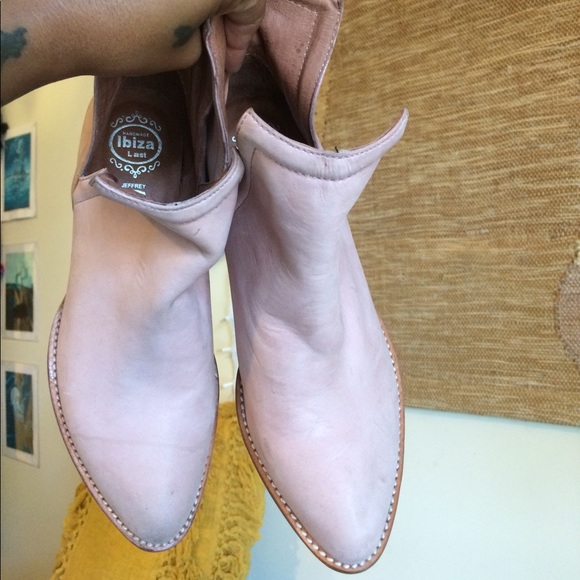 Jeffrey Campbell Muskrat Booties in Pink - Picture 3 of 16